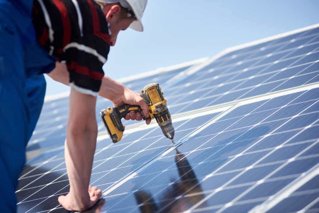 solar panel maintenance services